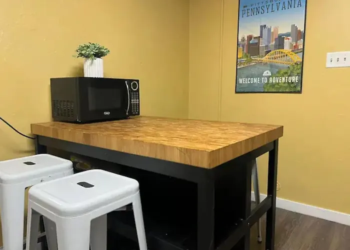Crew Housing Sleeps 28 7br With 15 Beds And 4 Baths Pittsburgh