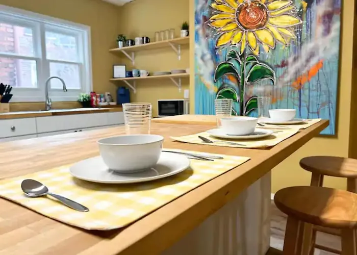 Crew Housing Sleeps 28 7br With 15 Beds And 4 Baths * Pittsburgh